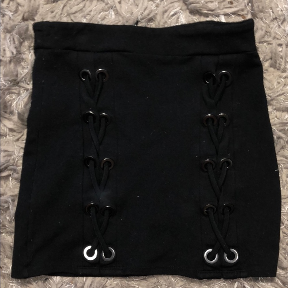 Black body con skirt